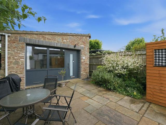 House for rent in Winterbourne