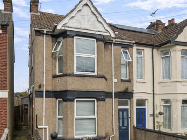 Studio for rent in Upper Luton, Chatham