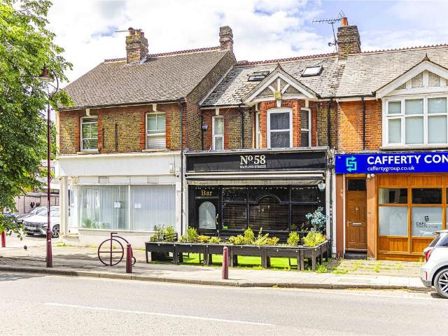 Apartment for rent in Radlett, Hertfordshire