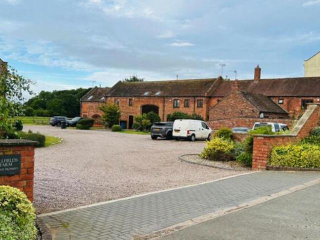 House for sale in Baswich, Staffordshire