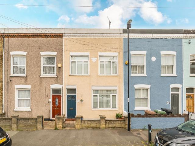 Apartment for rent in London Borough of Lewisham, Lower Sydenham