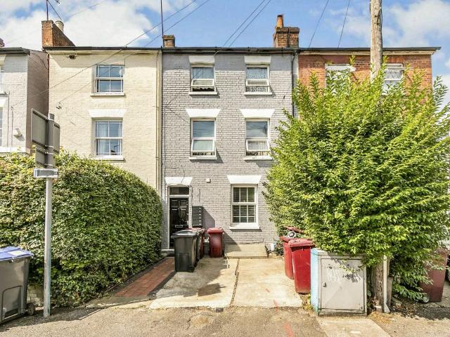 Studio for rent in Newtown, Reading