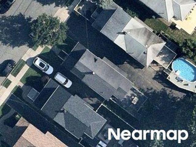 House for sale in Lyndhurst, New Jersey