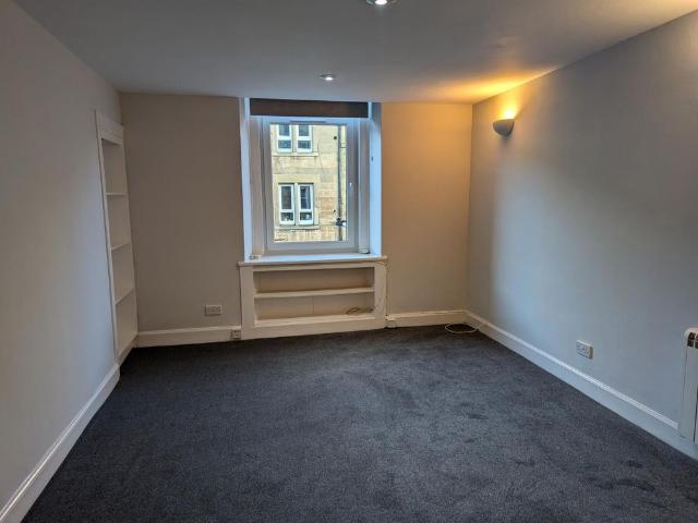 Apartment for rent in Merchiston, Scotland