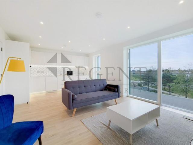 Apartment for rent in London Borough of Ealing, Greater London