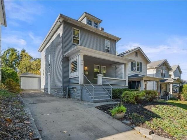 House for sale in Coraopolis, Pennsylvania