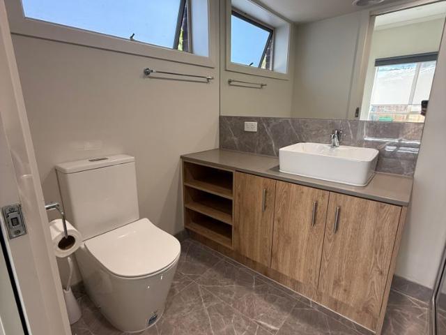 Room for rent in College Lawn, Melbourne