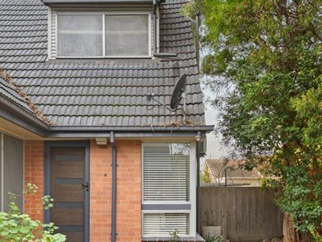 Apartment for sale in Camerons Creek, Victoria