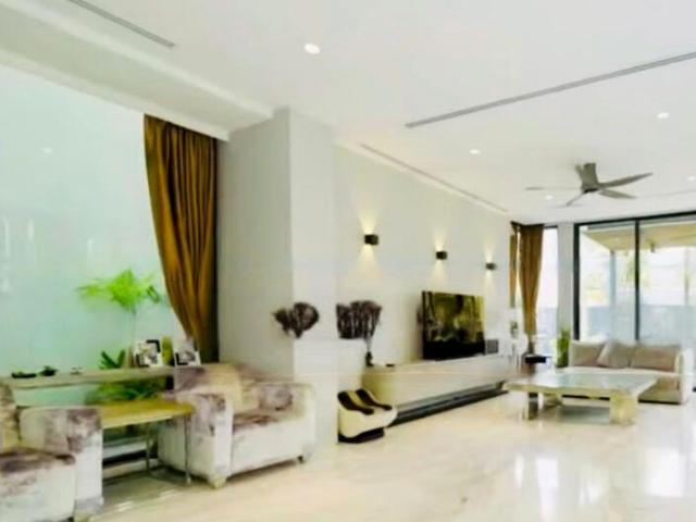 Detached House for sale