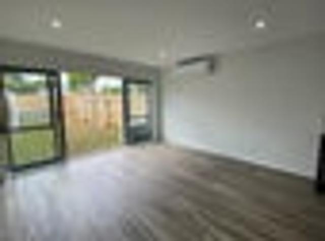 Townhouse for rent in Manurewa, Oroua County