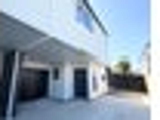 Townhouse for rent in Wattle Downs, Auckland