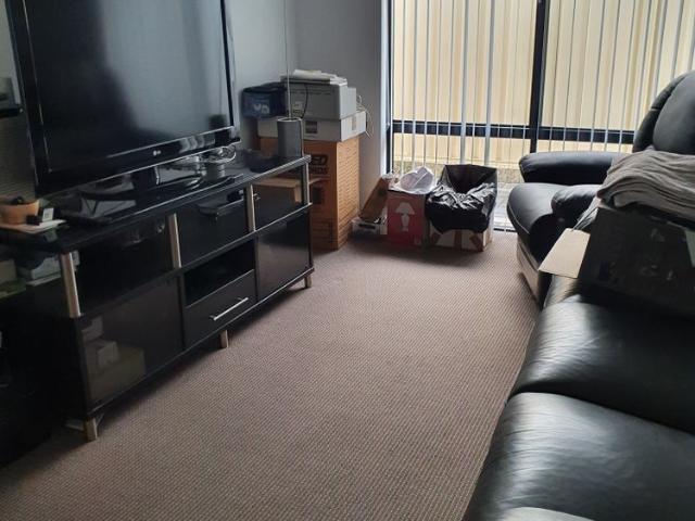Room for rent in Wattle Grove, Western Australia