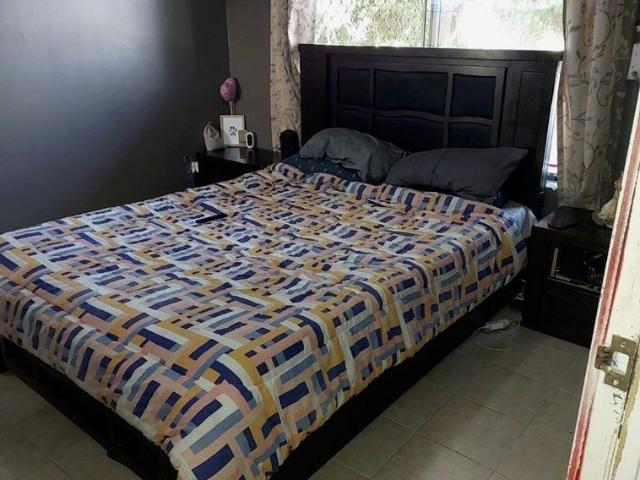 Room for rent in Wattle Grove, Western Australia