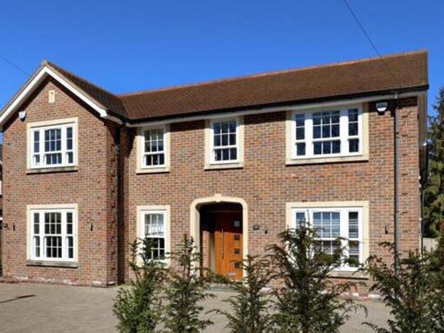 House for sale in Beaconsfield, Penn Bottom