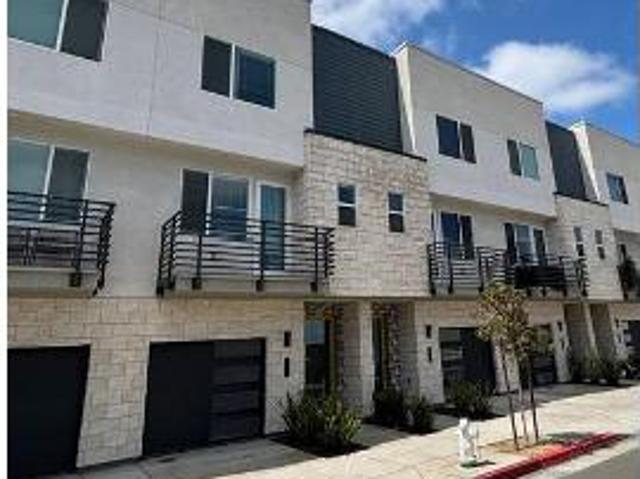 Condo for sale in Oakland