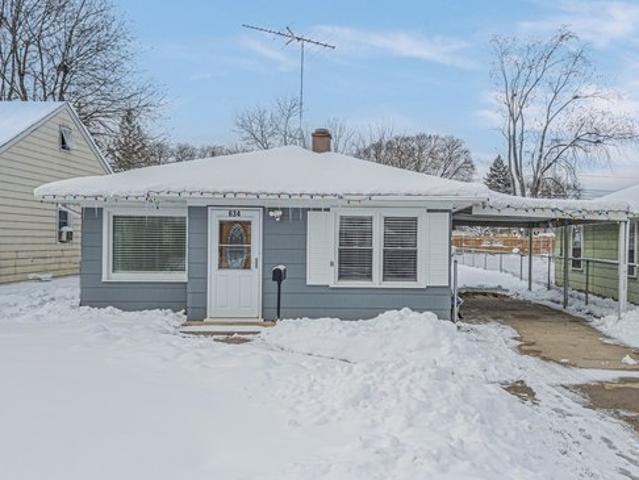 House for sale in Waukegan, Illinois