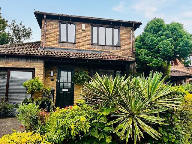 House for rent in Llantwit Fardre, Efail Isaf