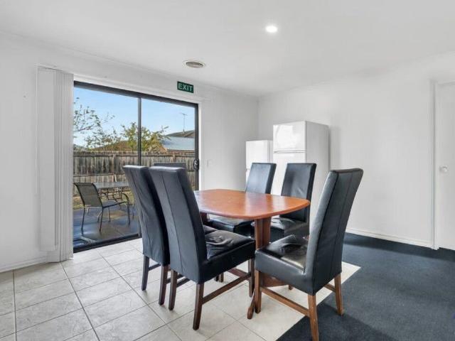 Room for rent in Geelong, Victoria