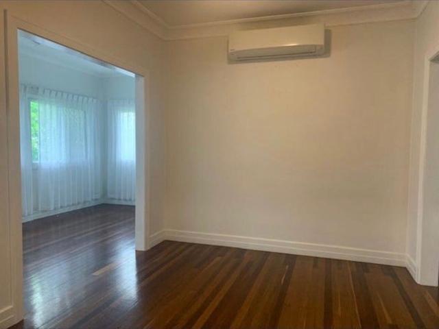 Room for rent in Wavell Heights, Greater Brisbane