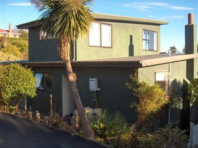 House for rent in Otakou