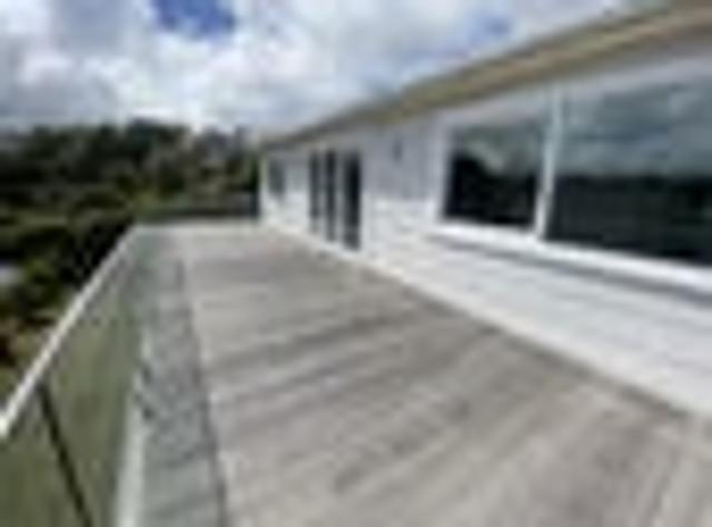 House for rent in Otakou
