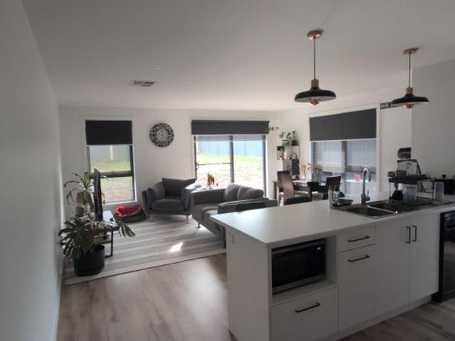 Room for rent in Launceston, Tasmania