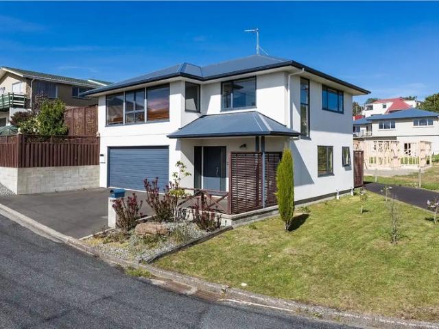 House for rent in Otakou