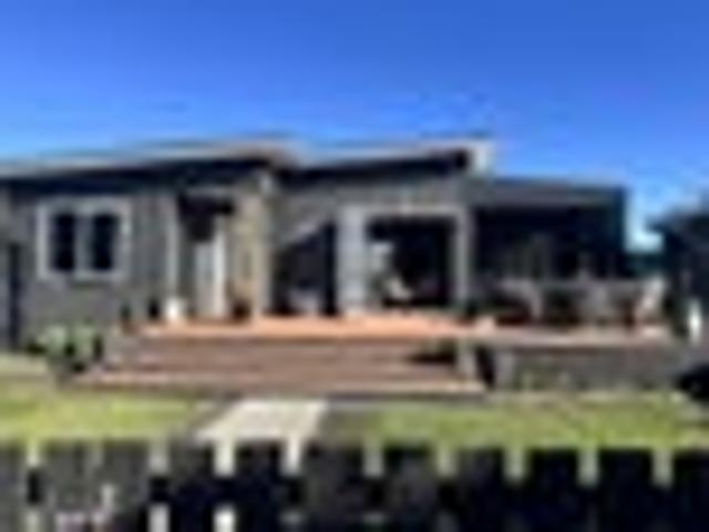 House for sale in Taranaki