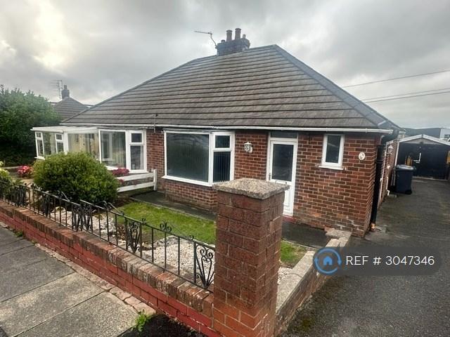 House for rent in Knuzden, Backburn