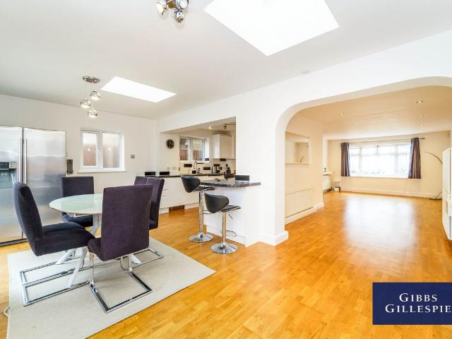 House for rent in Lane, Greater London