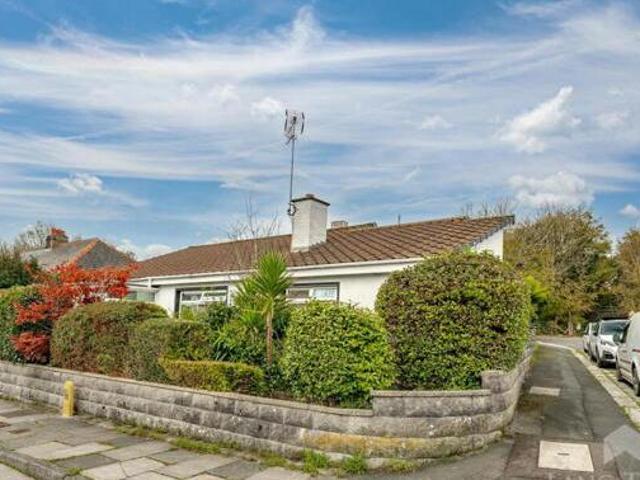 House for sale in Follaton, Strode
