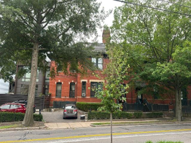 Condo for sale in Waverley Square, Belmont