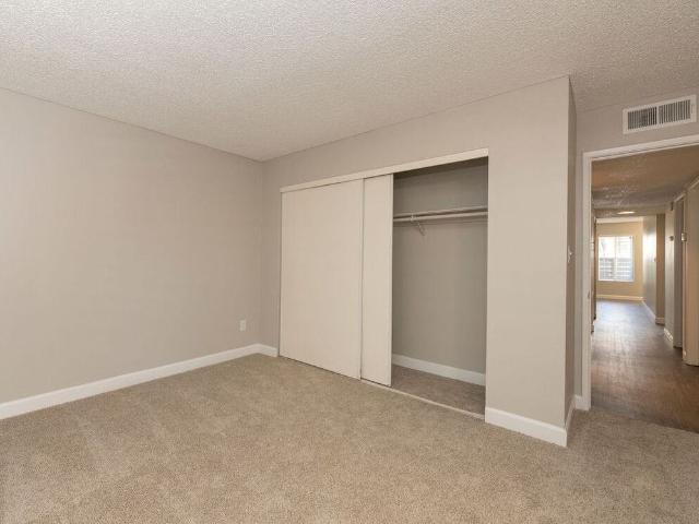 Apartment for rent in Greenhaven, Sacramento