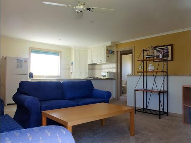 Townhouse for rent in Apollo Bay, Victoria