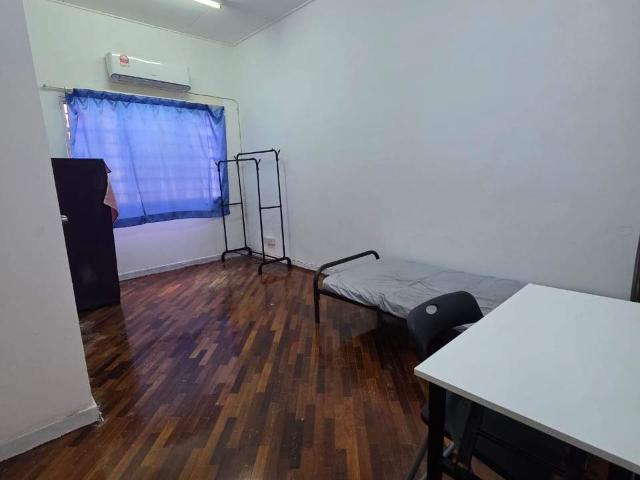 Room for rent in Petaling, Subang Jaya