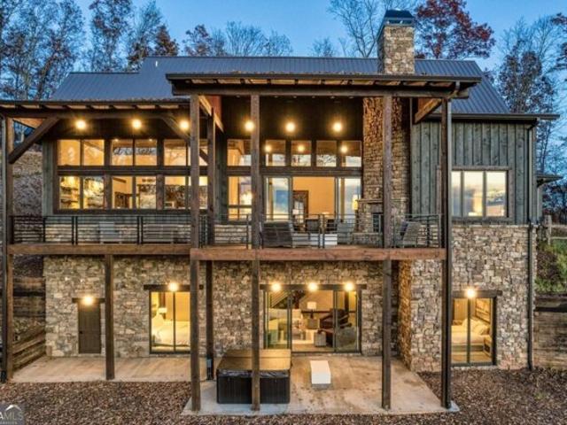 House for sale in Mineral Bluff