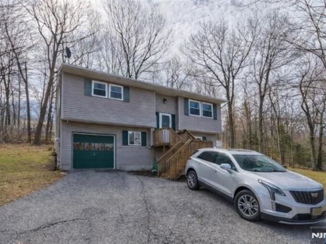 House for sale in Glenwood, New Jersey
