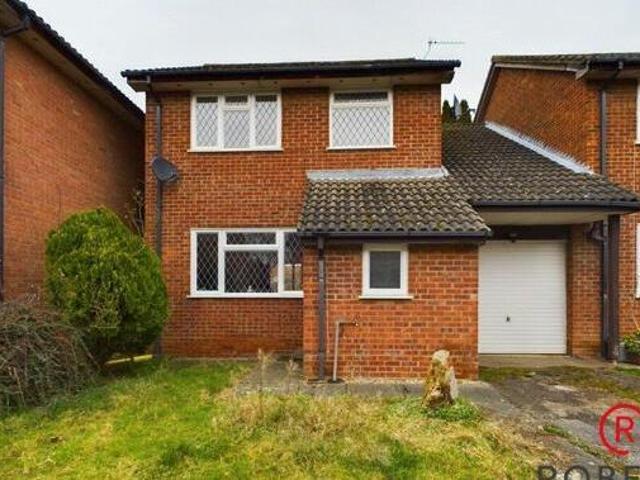 House for sale in Ruislip