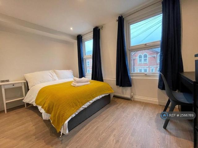 House for rent in Reading