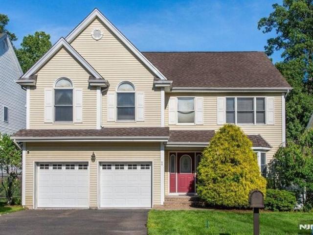 House for sale in Waldwick, New Jersey