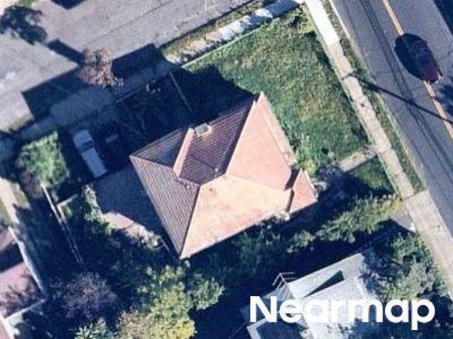 House for sale in Bridgeport, Connecticut