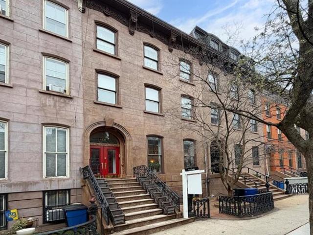 House for sale in Hudson, New Jersey