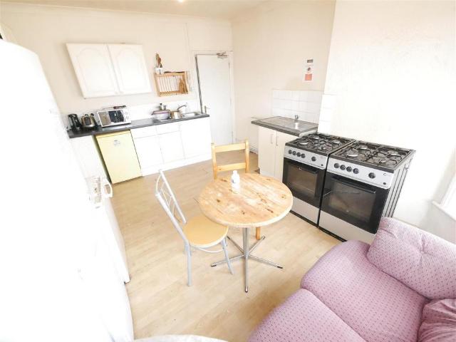 House for rent in Lansdowne, Springbourne