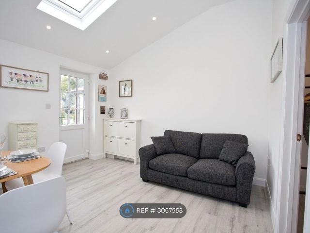 House for rent in Grange Estate, St Leonards