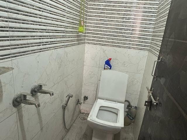 Property for rent in Deri