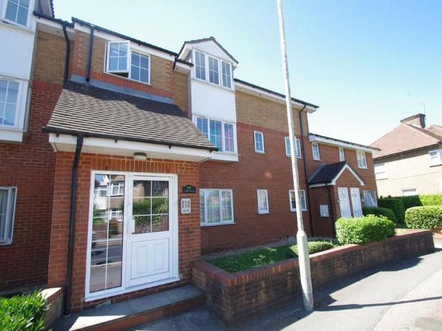 House for rent in Holywell Estate, North Watford