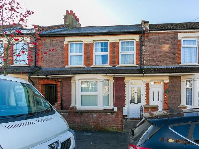 Apartment for rent in Holywell Estate, North Watford