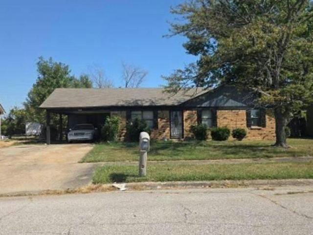 House for sale in Holiday Gardens, West Memphis