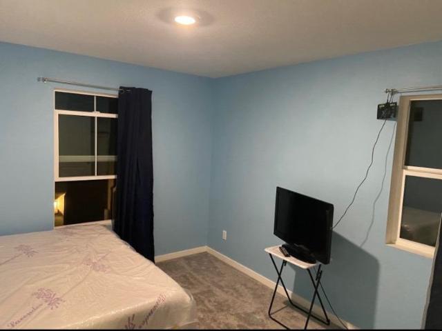 Room for rent in Riverside, California