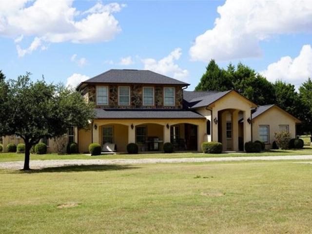 House for sale in Eustace, Texas